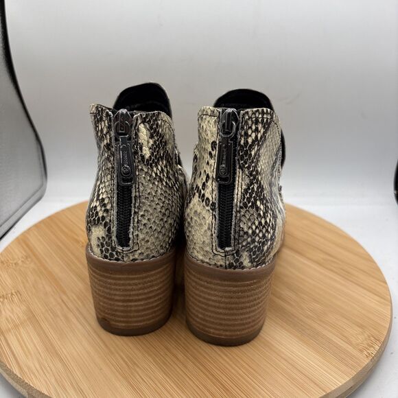 Blondo Esmee Waterproof Snake Print Ankle Bootie Block Heel Zip Women's 8M - Picture 5 of 11